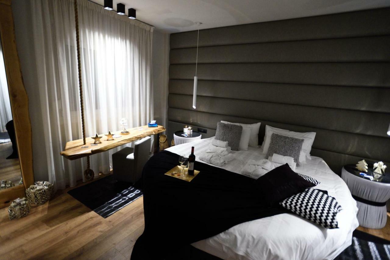 Magnifique Luxury Suites 塞萨洛尼基 外观 照片